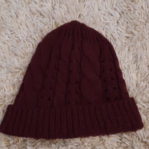 Knitted beanie hat burgundy - Picture 2 of 3